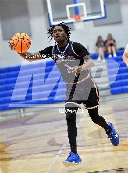 Thumbnail 3 in Tampa Catholic vs Mainland (The First Academy Invitational) photogallery.