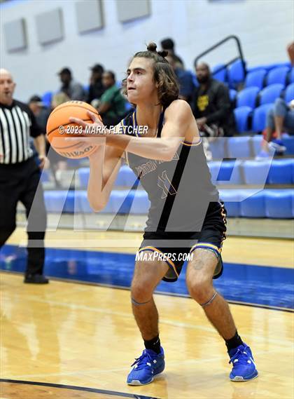 Thumbnail 3 in Tampa Catholic vs Mainland (The First Academy Invitational) photogallery.