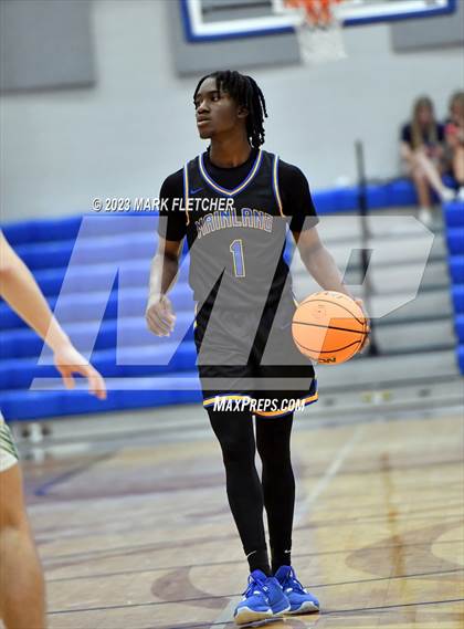 Thumbnail 1 in Tampa Catholic vs Mainland (The First Academy Invitational) photogallery.