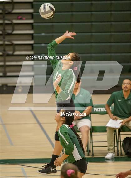 Thumbnail 3 in Reedley @ Hoover photogallery.