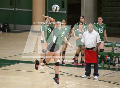Thumbnail 1 in Reedley @ Hoover photogallery.