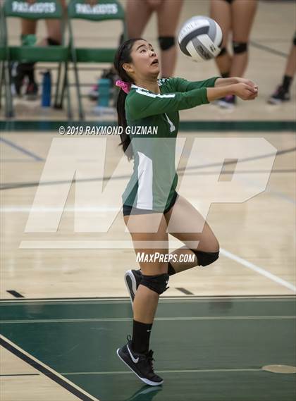 Thumbnail 1 in Reedley @ Hoover photogallery.