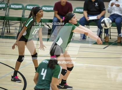 Thumbnail 1 in Reedley @ Hoover photogallery.