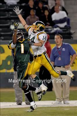 Thumbnail 2 in Canyon vs Moorpark (SS Northern Final) photogallery.