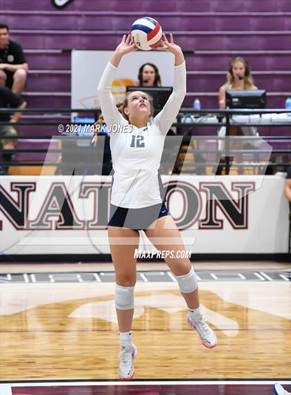 Thumbnail 2 in Mount Notre Dame vs. Assumption (GEICO Girls Invitational) photogallery.