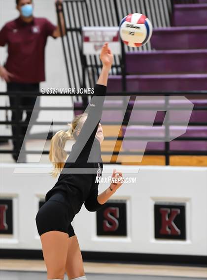Thumbnail 1 in Mount Notre Dame vs. Assumption (GEICO Girls Invitational) photogallery.