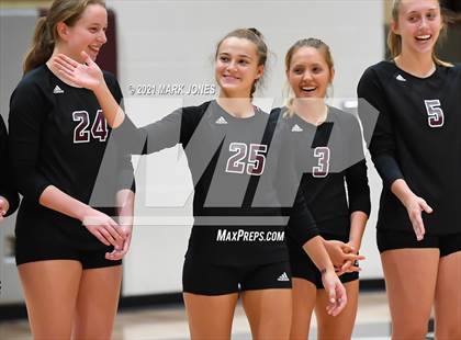 Thumbnail 3 in Mount Notre Dame vs. Assumption (GEICO Girls Invitational) photogallery.