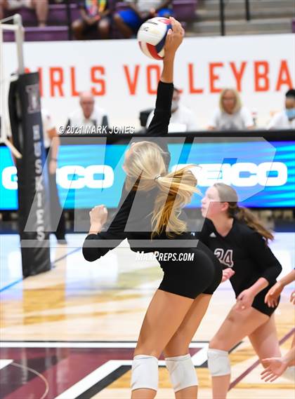 Thumbnail 1 in Mount Notre Dame vs. Assumption (GEICO Girls Invitational) photogallery.