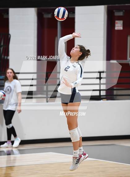 Thumbnail 1 in Mount Notre Dame vs. Assumption (GEICO Girls Invitational) photogallery.