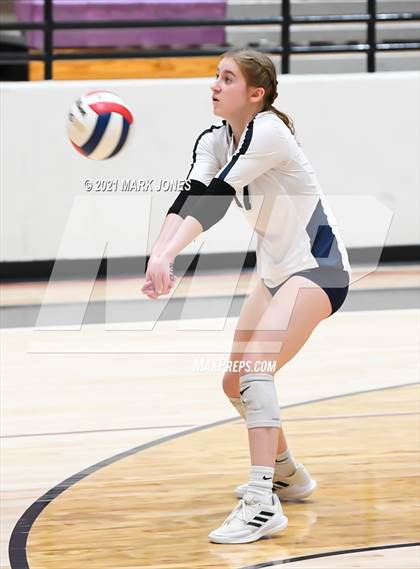 Thumbnail 1 in Mount Notre Dame vs. Assumption (GEICO Girls Invitational) photogallery.
