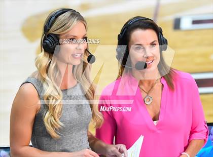 Thumbnail 1 in Mount Notre Dame vs. Assumption (GEICO Girls Invitational) photogallery.