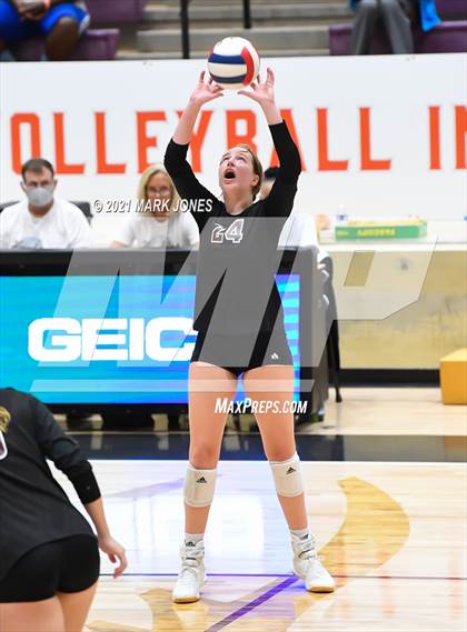 Thumbnail 1 in Mount Notre Dame vs. Assumption (GEICO Girls Invitational) photogallery.