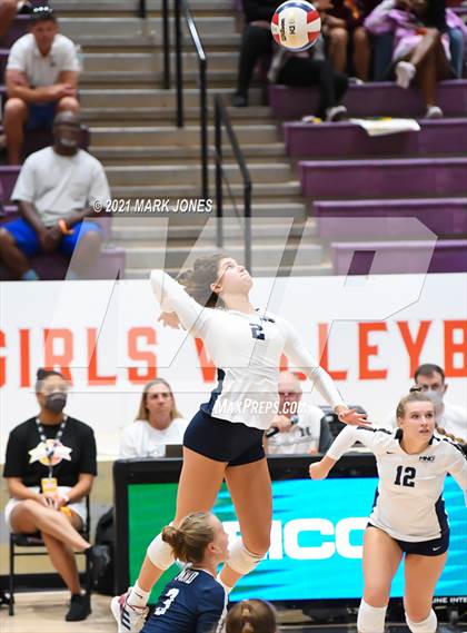 Thumbnail 1 in Mount Notre Dame vs. Assumption (GEICO Girls Invitational) photogallery.