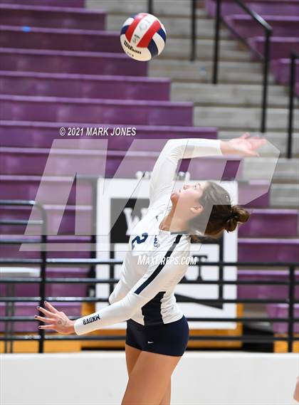 Thumbnail 3 in Mount Notre Dame vs. Assumption (GEICO Girls Invitational) photogallery.