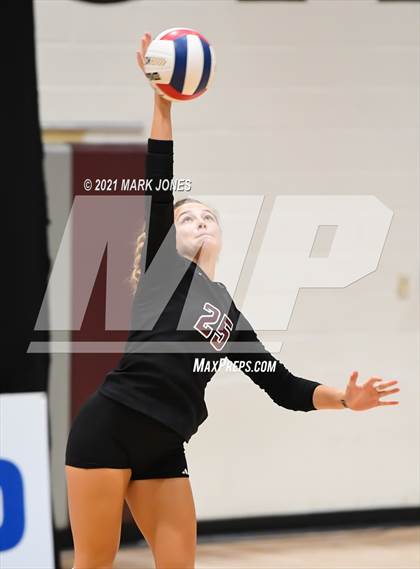 Thumbnail 1 in Mount Notre Dame vs. Assumption (GEICO Girls Invitational) photogallery.