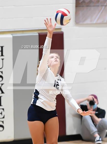 Thumbnail 3 in Mount Notre Dame vs. Assumption (GEICO Girls Invitational) photogallery.