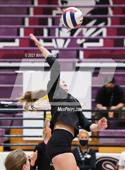 Thumbnail 1 in Mount Notre Dame vs. Assumption (GEICO Girls Invitational) photogallery.