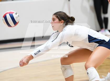 Thumbnail 2 in Mount Notre Dame vs. Assumption (GEICO Girls Invitational) photogallery.