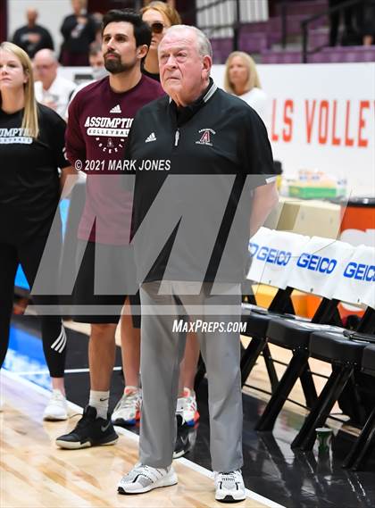 Thumbnail 3 in Mount Notre Dame vs. Assumption (GEICO Girls Invitational) photogallery.