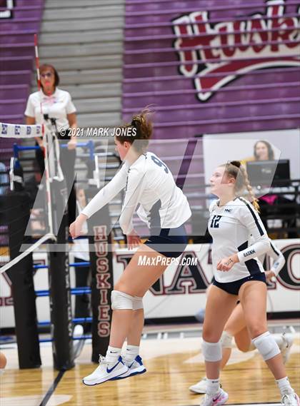 Thumbnail 2 in Mount Notre Dame vs. Assumption (GEICO Girls Invitational) photogallery.