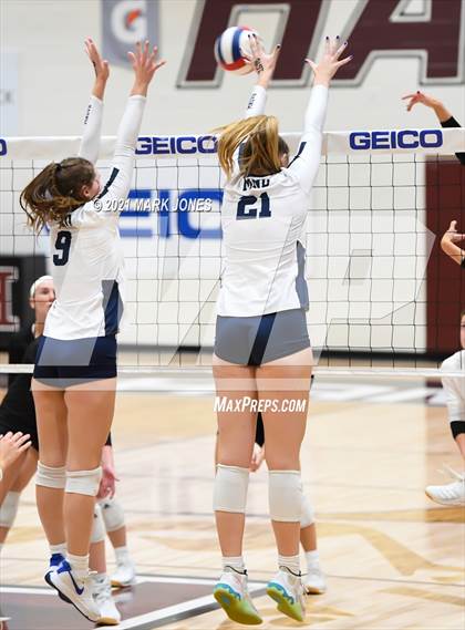 Thumbnail 1 in Mount Notre Dame vs. Assumption (GEICO Girls Invitational) photogallery.