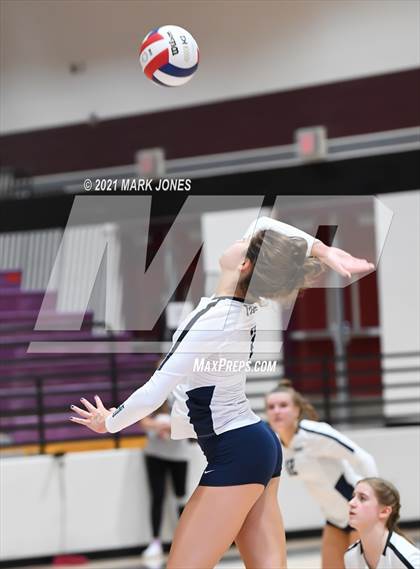 Thumbnail 1 in Mount Notre Dame vs. Assumption (GEICO Girls Invitational) photogallery.