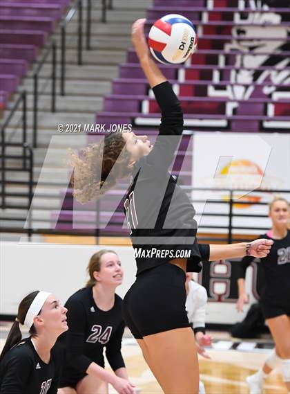 Thumbnail 1 in Mount Notre Dame vs. Assumption (GEICO Girls Invitational) photogallery.