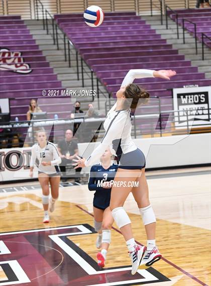 Thumbnail 1 in Mount Notre Dame vs. Assumption (GEICO Girls Invitational) photogallery.
