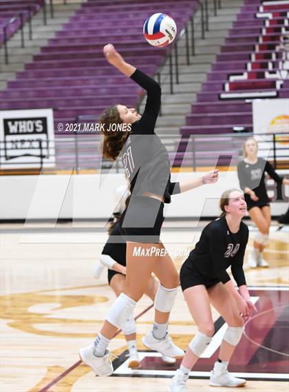 Thumbnail 1 in Mount Notre Dame vs. Assumption (GEICO Girls Invitational) photogallery.