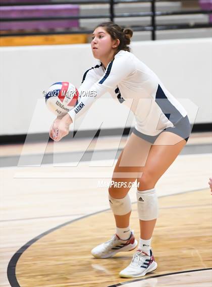 Thumbnail 1 in Mount Notre Dame vs. Assumption (GEICO Girls Invitational) photogallery.