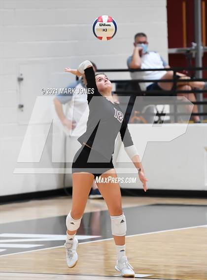 Thumbnail 2 in Mount Notre Dame vs. Assumption (GEICO Girls Invitational) photogallery.