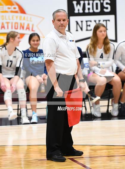 Thumbnail 3 in Mount Notre Dame vs. Assumption (GEICO Girls Invitational) photogallery.