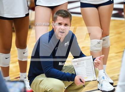 Thumbnail 3 in Mount Notre Dame vs. Assumption (GEICO Girls Invitational) photogallery.