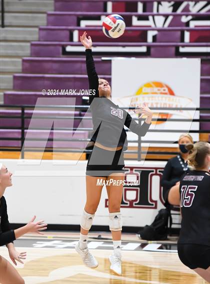 Thumbnail 2 in Mount Notre Dame vs. Assumption (GEICO Girls Invitational) photogallery.