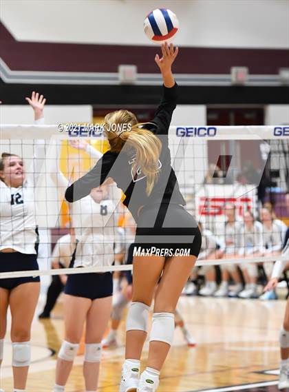 Thumbnail 1 in Mount Notre Dame vs. Assumption (GEICO Girls Invitational) photogallery.