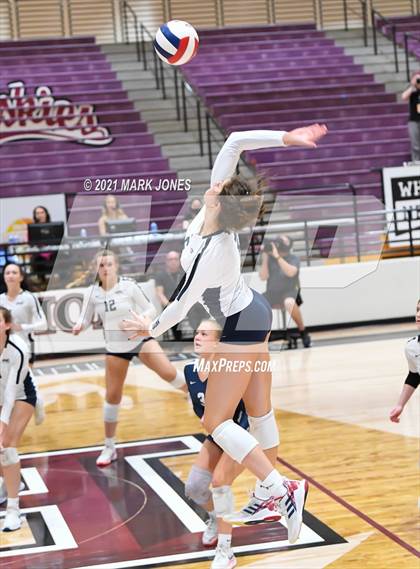 Thumbnail 1 in Mount Notre Dame vs. Assumption (GEICO Girls Invitational) photogallery.