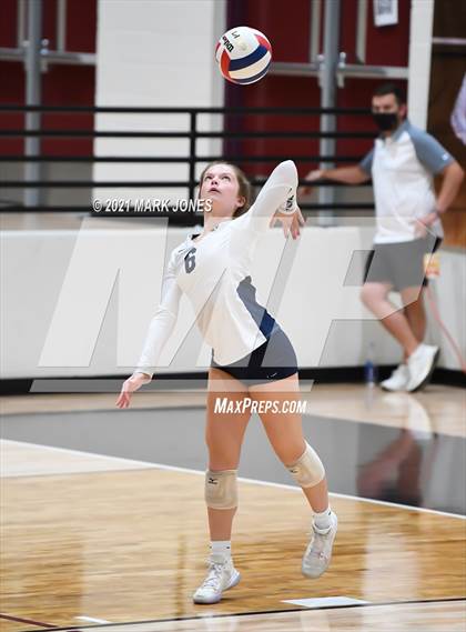 Thumbnail 1 in Mount Notre Dame vs. Assumption (GEICO Girls Invitational) photogallery.