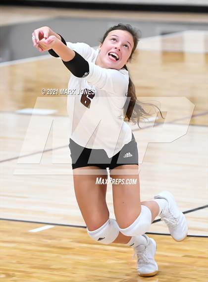 Thumbnail 1 in Mount Notre Dame vs. Assumption (GEICO Girls Invitational) photogallery.