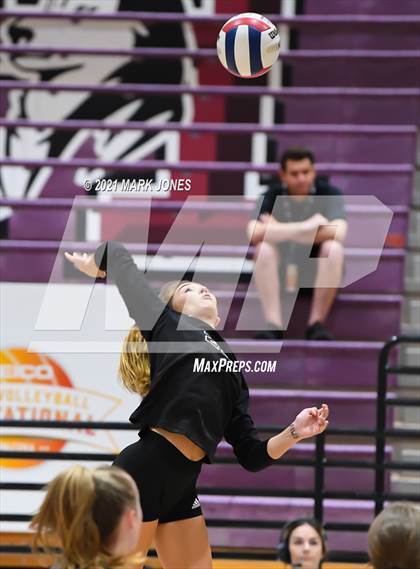 Thumbnail 3 in Mount Notre Dame vs. Assumption (GEICO Girls Invitational) photogallery.