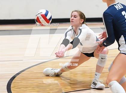 Thumbnail 2 in Mount Notre Dame vs. Assumption (GEICO Girls Invitational) photogallery.