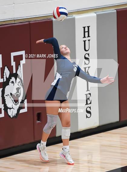 Thumbnail 1 in Mount Notre Dame vs. Assumption (GEICO Girls Invitational) photogallery.