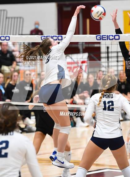 Thumbnail 2 in Mount Notre Dame vs. Assumption (GEICO Girls Invitational) photogallery.