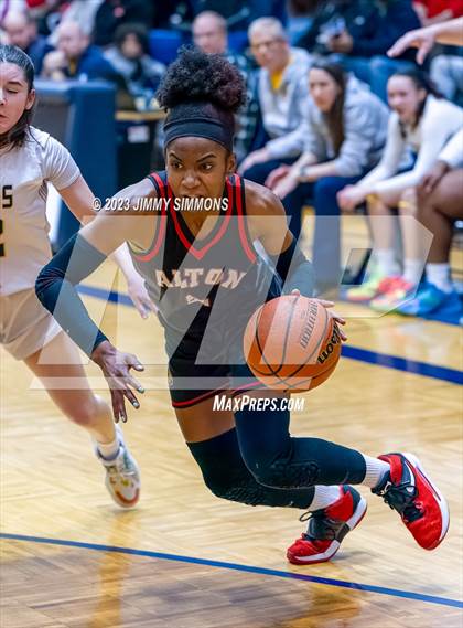 Thumbnail 2 in Alton @ O'Fallon (IHSA Class 4A Sectional Semifinals)  photogallery.