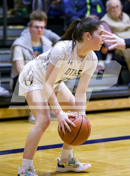 Thumbnail 2 in Alton @ O'Fallon (IHSA Class 4A Sectional Semifinals)  photogallery.