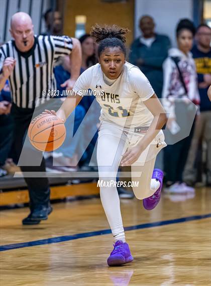 Thumbnail 3 in Alton @ O'Fallon (IHSA Class 4A Sectional Semifinals)  photogallery.