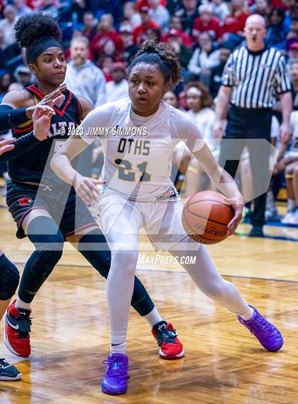 Thumbnail 2 in Alton @ O'Fallon (IHSA Class 4A Sectional Semifinals)  photogallery.