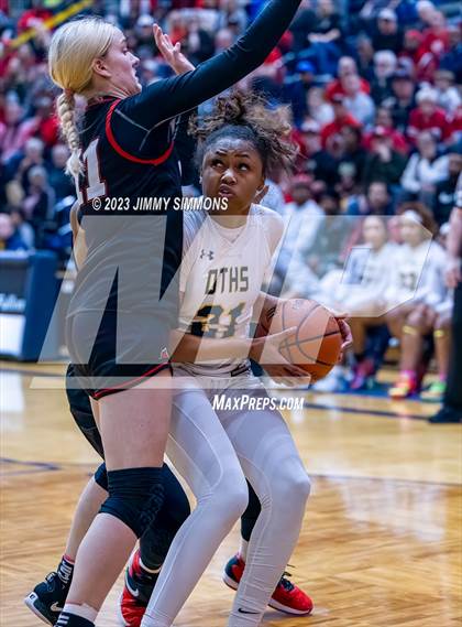 Thumbnail 3 in Alton @ O'Fallon (IHSA Class 4A Sectional Semifinals)  photogallery.