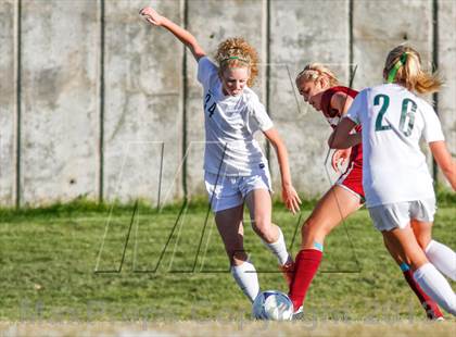Thumbnail 1 in Viewmont vs Hillcrest (UHSAA 5A Quarterfinal) photogallery.