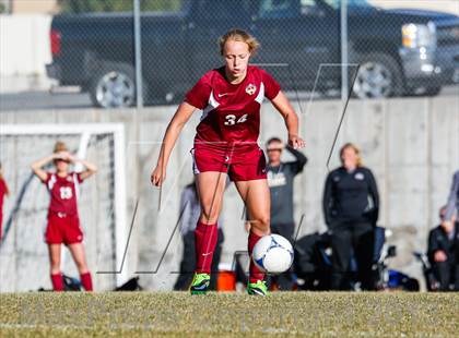 Thumbnail 2 in Viewmont vs Hillcrest (UHSAA 5A Quarterfinal) photogallery.