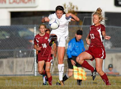 Thumbnail 3 in Viewmont vs Hillcrest (UHSAA 5A Quarterfinal) photogallery.